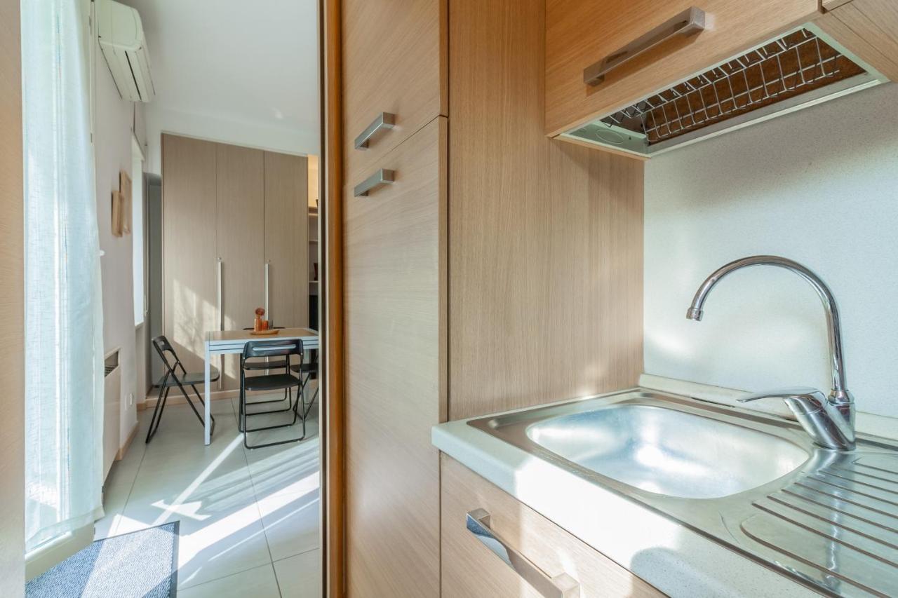 Ferienwohnung Anzani Modern Studio By Wonderful Italy Como Exterior foto